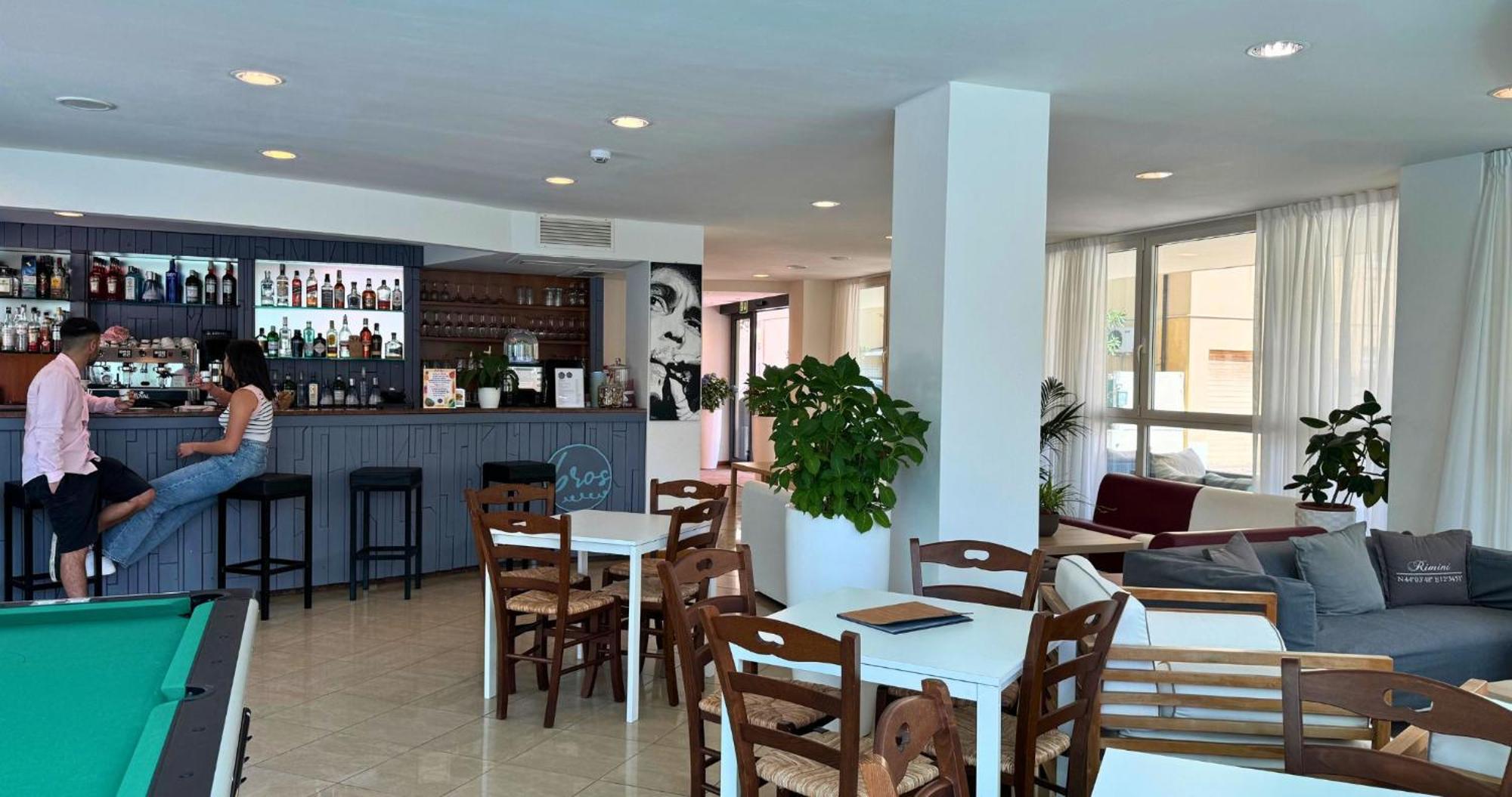 Hotel Apogeo - Breakfast Experience Rimini Kültér fotó